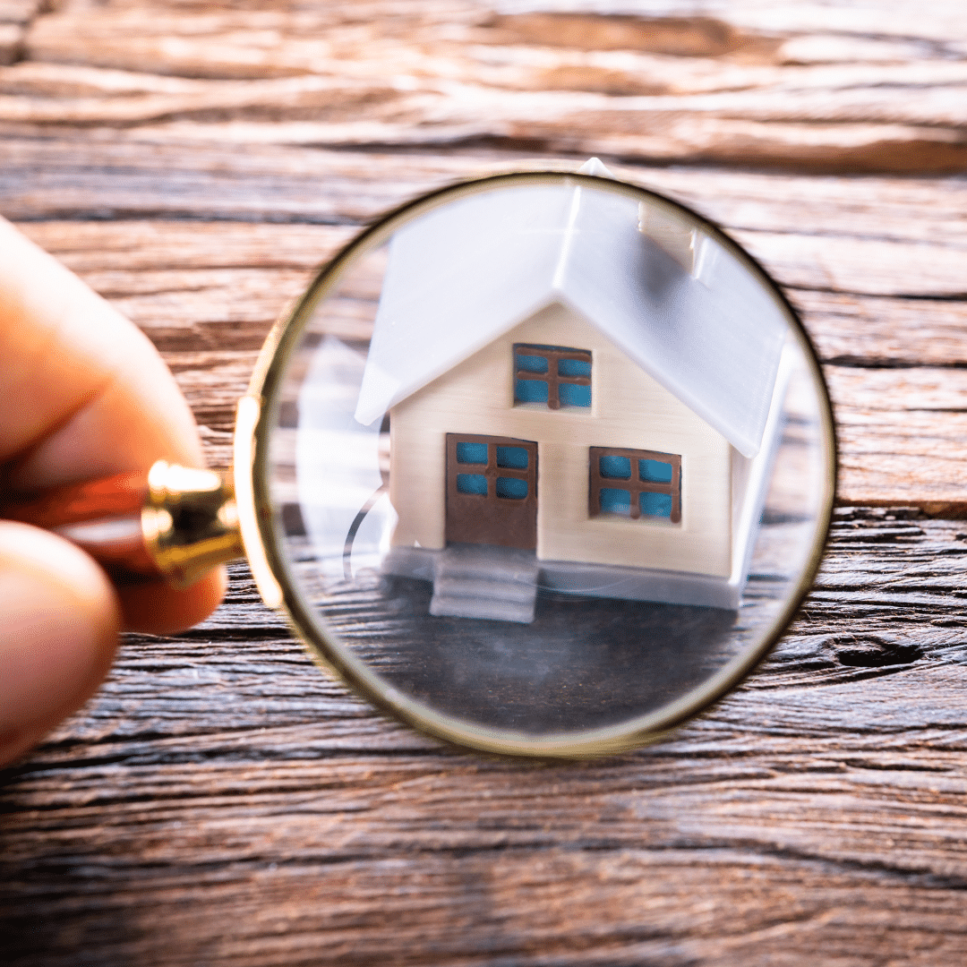 Homeowners hire home inspectors in Colorado Springs